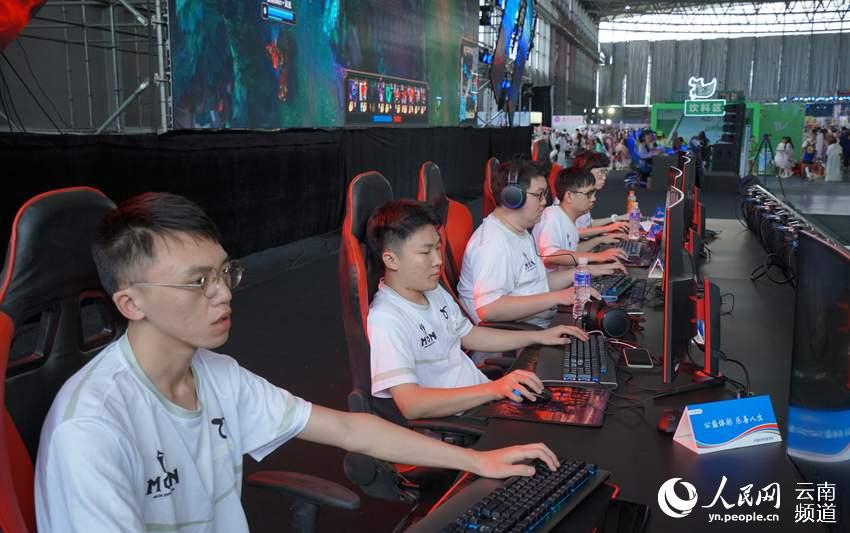 充满期待 充满期待