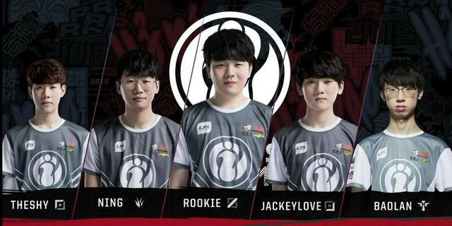 的舞台上 的舞台上